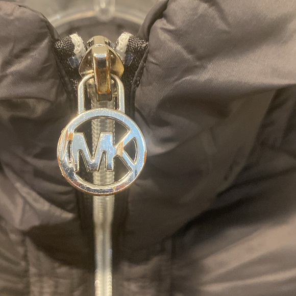 Michael Kors size Small Coat Good Condition - Picture 3 of 5